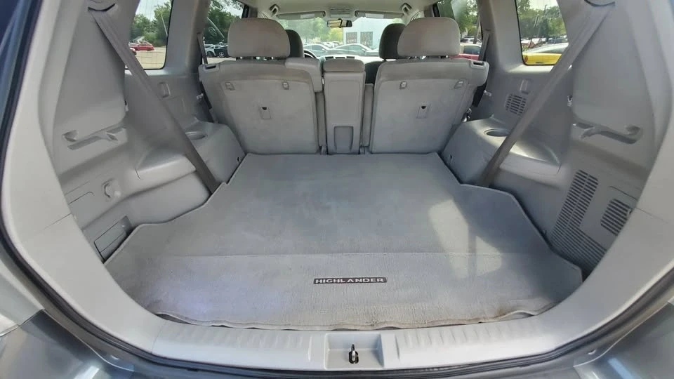 2013 Toyota Highlander - Image 14 of 19