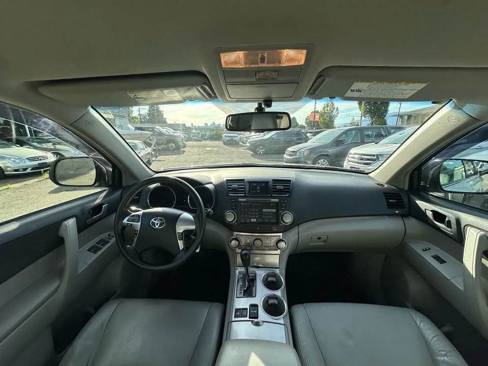 2013 Toyota Highlander - Image 15 of 20