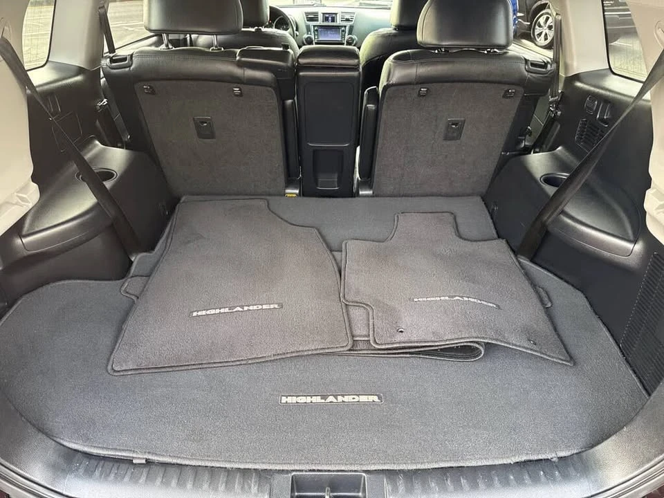 2013 Toyota Highlander - Image 8 of 20