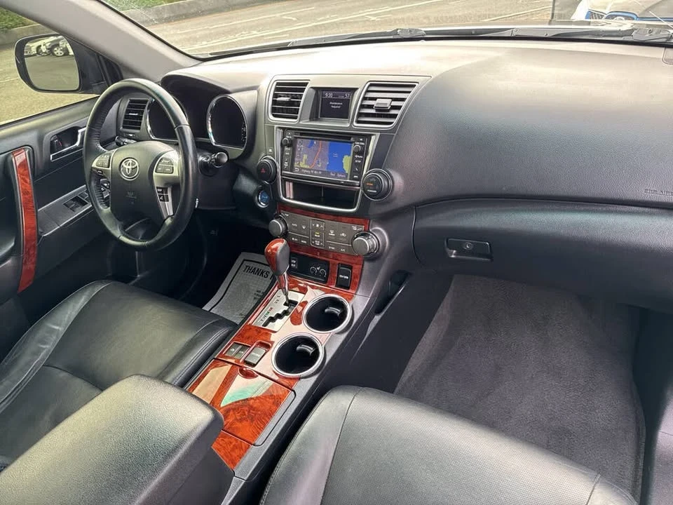 2013 Toyota Highlander - Image 20 of 20