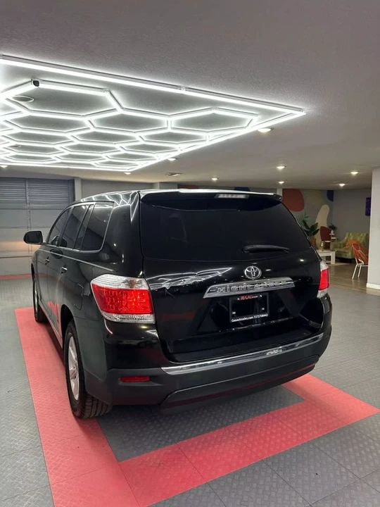 2013 Toyota Highlander - Image 4 of 20
