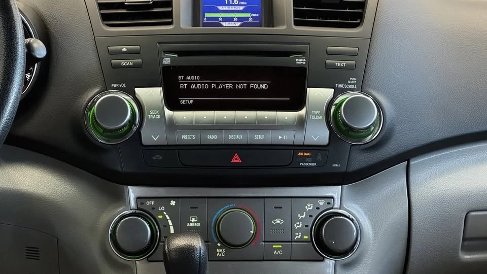 2013 Toyota Highlander - Image 18 of 20