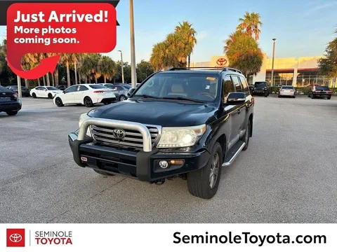 2013 Toyota Land Cruiser Base
