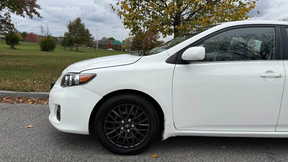 2013 Toyota Corolla 10th Gen - Image 4 of 16