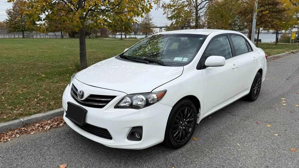 2013 Toyota Corolla 10th Gen - Image 3 of 16