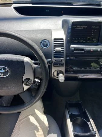 2013 Toyota Prius 3rd Gen - Image 5 of 10