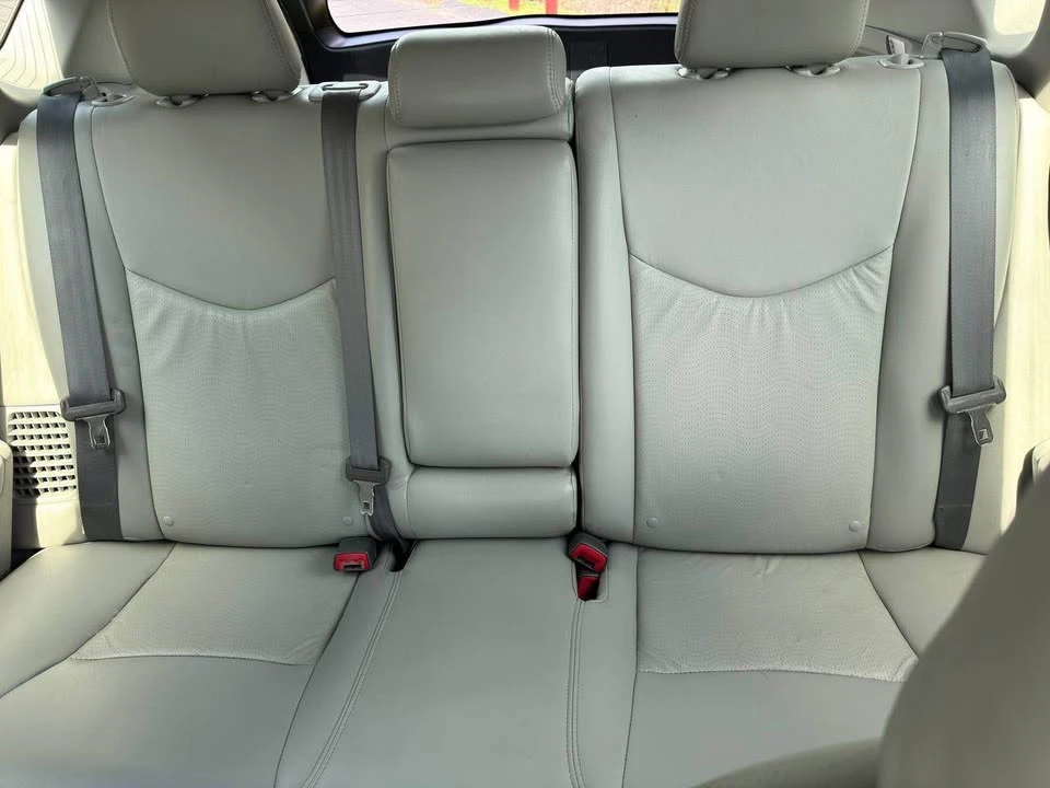 2013 Toyota Prius 3rd Gen - Image 7 of 7