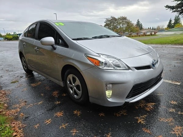 2013 Toyota Prius 3rd Gen - Image 2 of 19