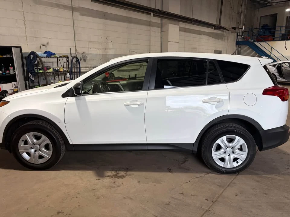 2013 Toyota RAV4 4th Gen - Image 2 of 8