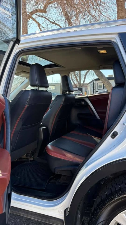 2013 Toyota RAV4 4th Gen - Image 11 of 14