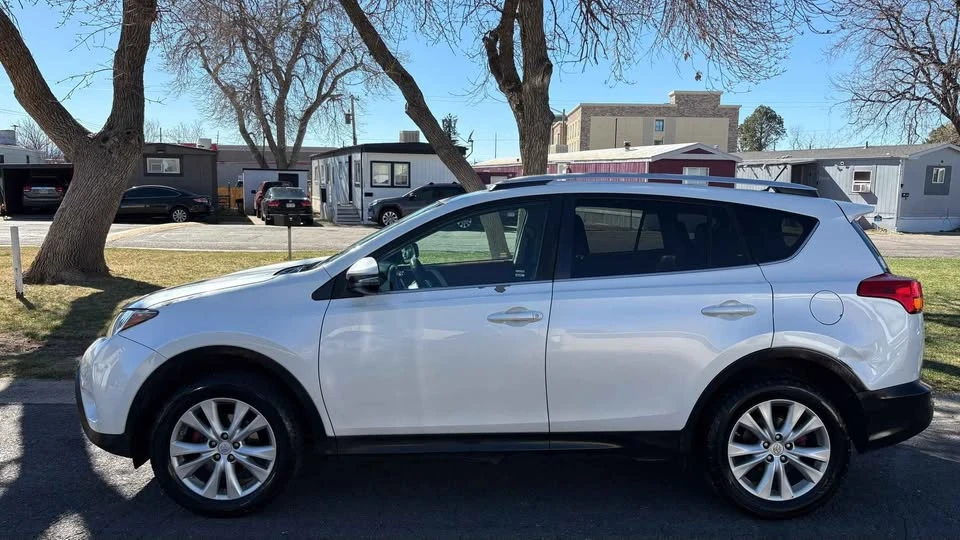 2013 Toyota RAV4 4th Gen - Image 4 of 14