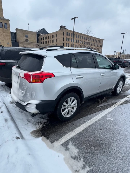 2013 Toyota RAV4 4th Gen - Image 3 of 15