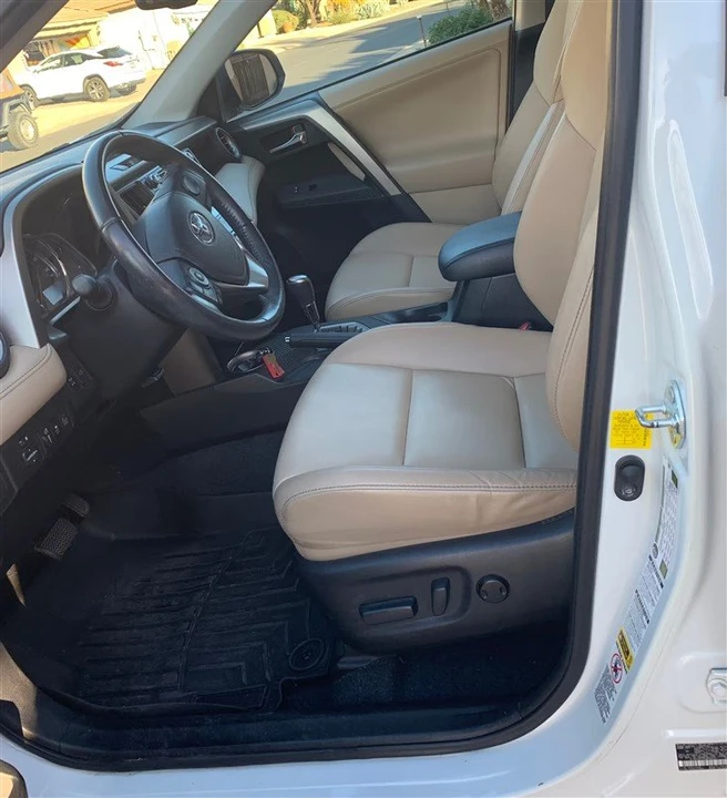 2013 Toyota RAV4 4th Gen - Image 2 of 3