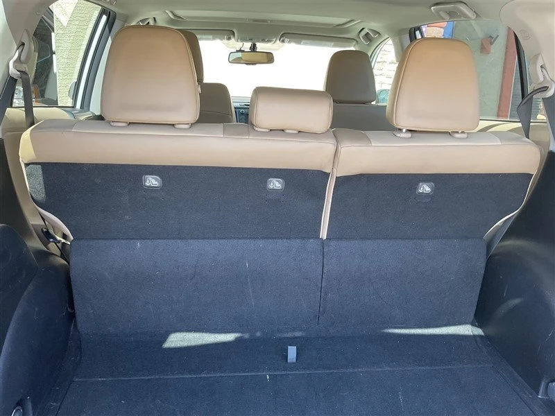 2013 Toyota RAV4 4th Gen - Image 3 of 3