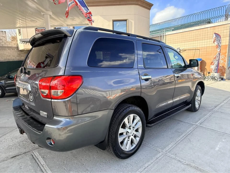 2013 Toyota Sequoia 2nd Gen - Image 5 of 14