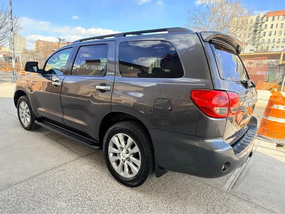 2013 Toyota Sequoia 2nd Gen - Image 6 of 14