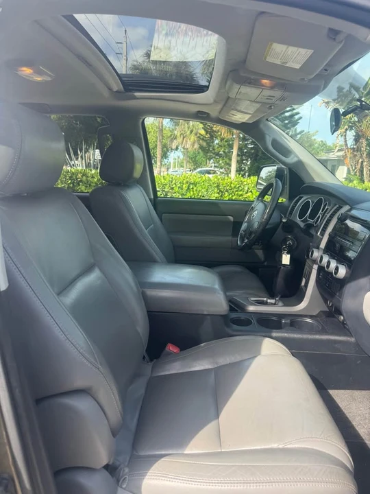 2013 Toyota Sequoia 2nd Gen - Image 15 of 18