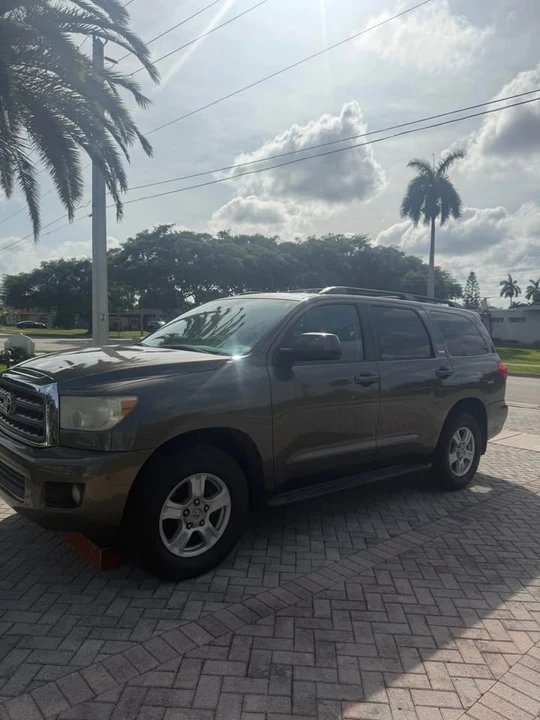 2013 Toyota Sequoia 2nd Gen - Image 6 of 18
