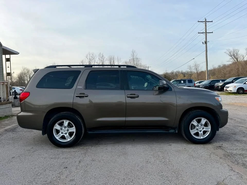 2013 Toyota Sequoia 2nd Gen - Image 4 of 17