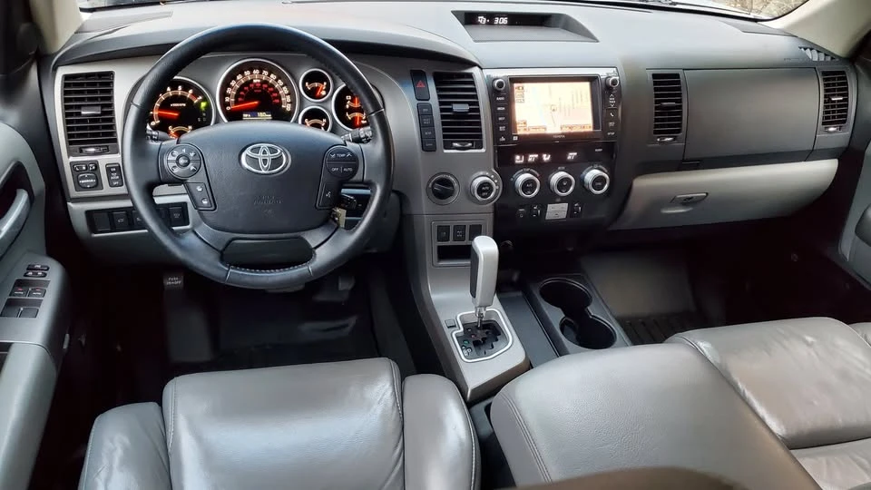 2013 Toyota Sequoia 2nd Gen - Image 5 of 20