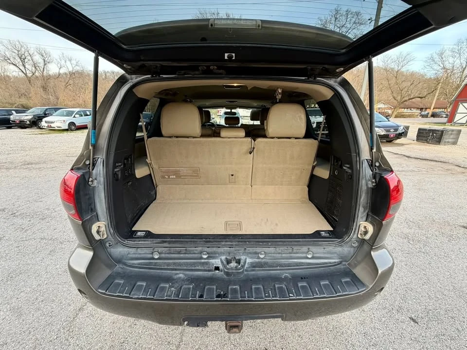 2013 Toyota Sequoia 2nd Gen - Image 12 of 16