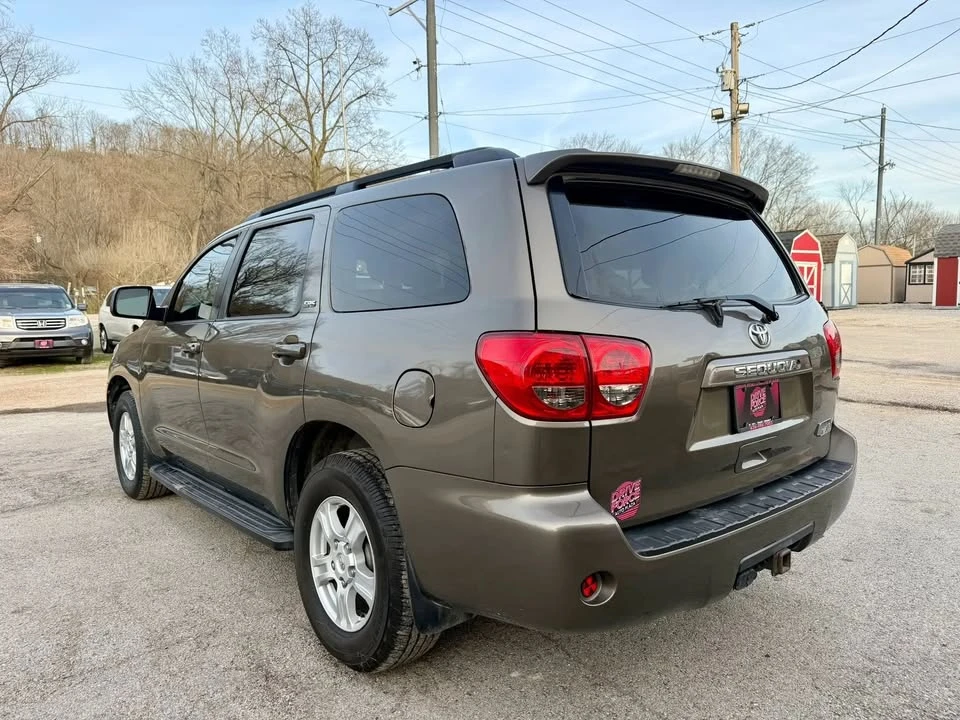 2013 Toyota Sequoia 2nd Gen - Image 6 of 16