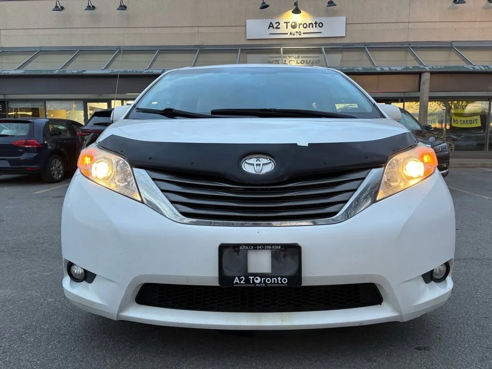 2013 Toyota Sienna 3rd Gen - Image 2 of 20