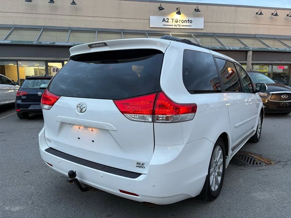 2013 Toyota Sienna 3rd Gen - Image 5 of 20