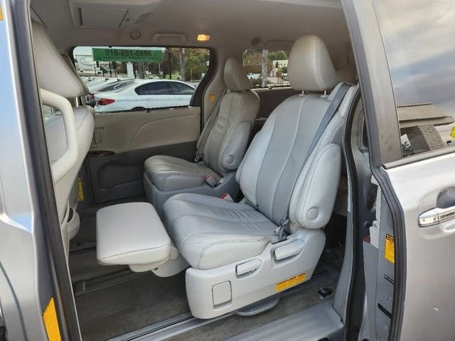 2013 Toyota Sienna 3rd Gen - Image 9 of 20