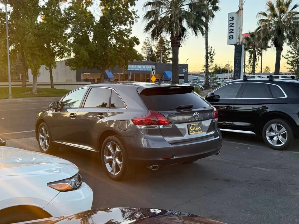 2013 Toyota Venza - Image 3 of 19