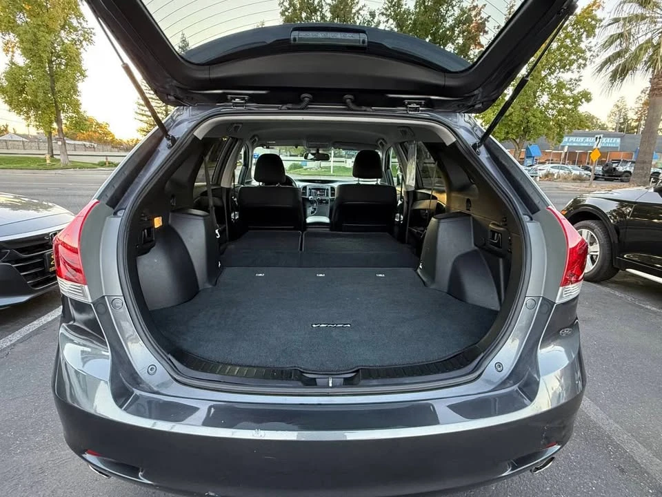 2013 Toyota Venza - Image 9 of 19