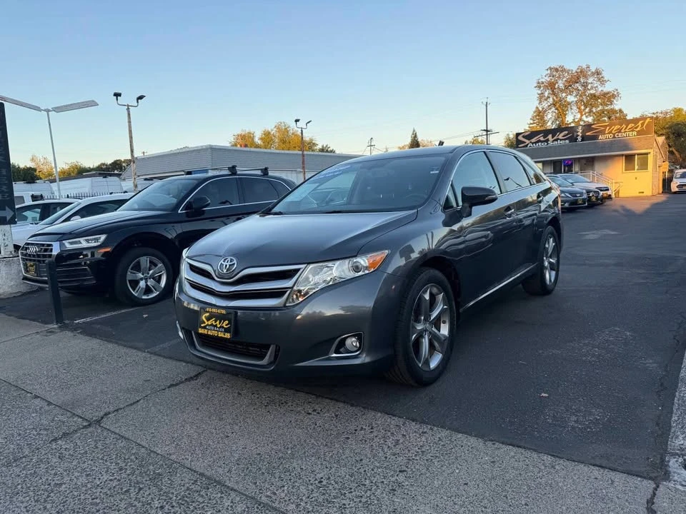 2013 Toyota Venza - Image 2 of 19