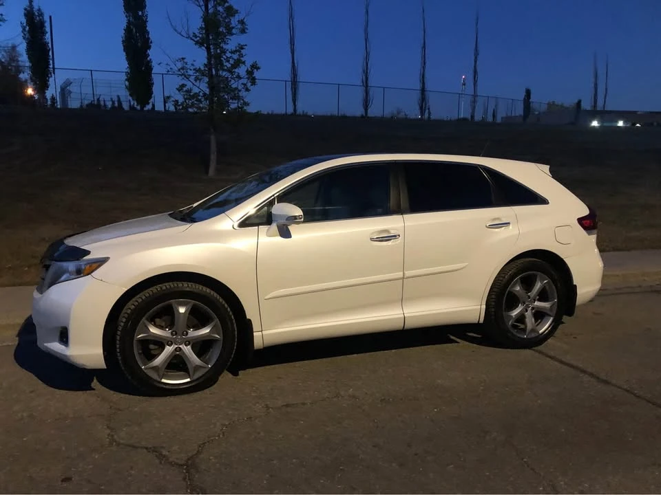 2013 Toyota Venza - Image 3 of 16