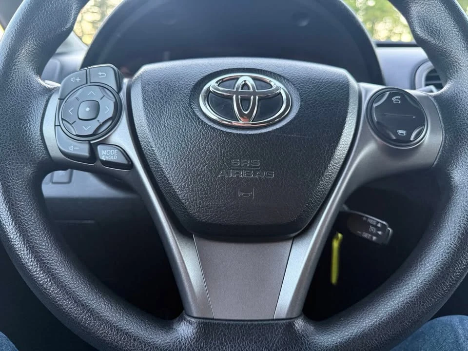 2013 Toyota Venza - Image 15 of 19