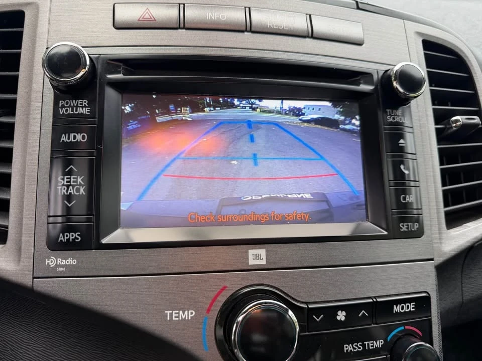 2013 Toyota Venza - Image 11 of 12