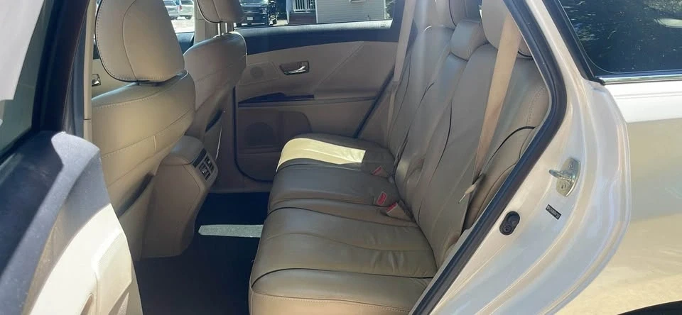 2013 Toyota Venza - Image 6 of 9