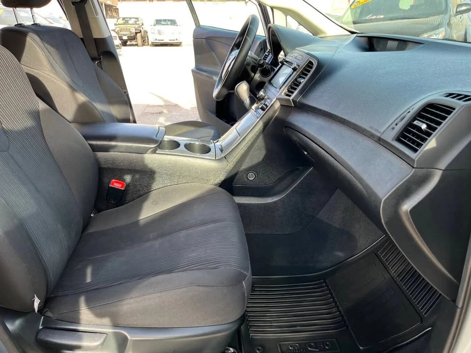 2013 Toyota Venza - Image 20 of 20