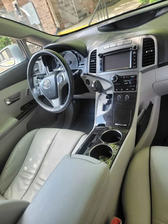 2013 Toyota Venza - Image 7 of 7