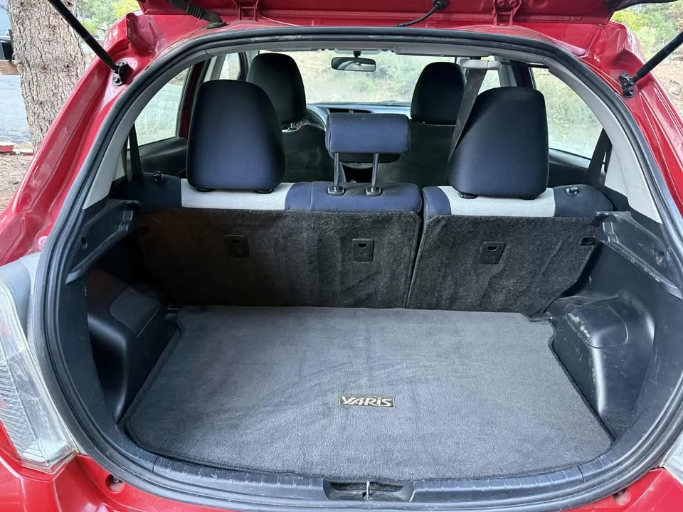 2013 Toyota Yaris - Image 3 of 11