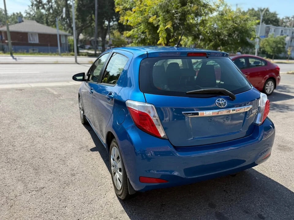 2013 Toyota Yaris - Image 8 of 18