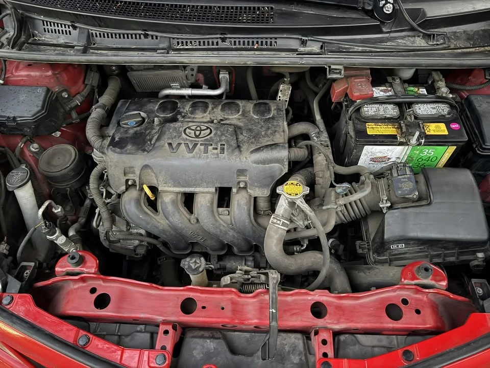 2013 Toyota Yaris - Image 5 of 11
