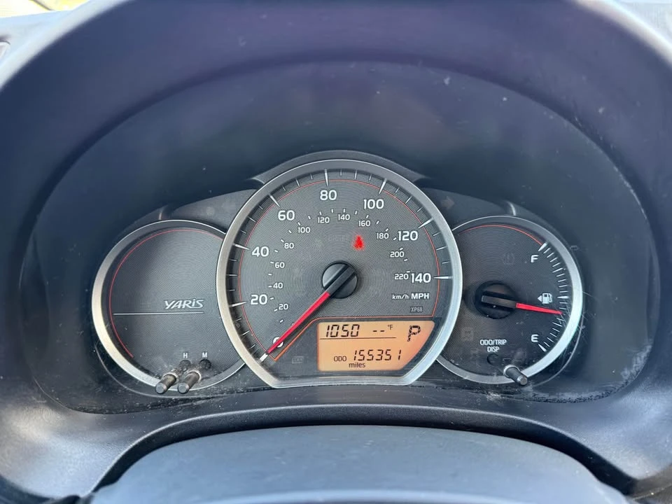 2013 Toyota Yaris - Image 10 of 10