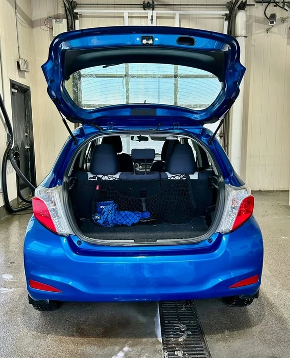 2013 Toyota Yaris - Image 2 of 10