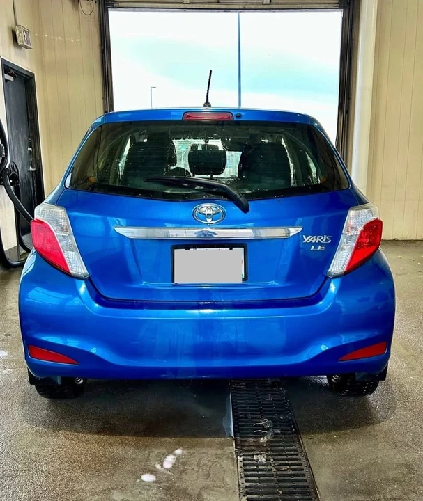 2013 Toyota Yaris - Image 3 of 10