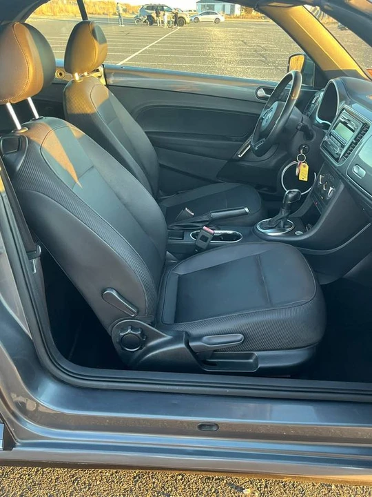 2013 Volkswagen A5 Beetle - Image 11 of 18