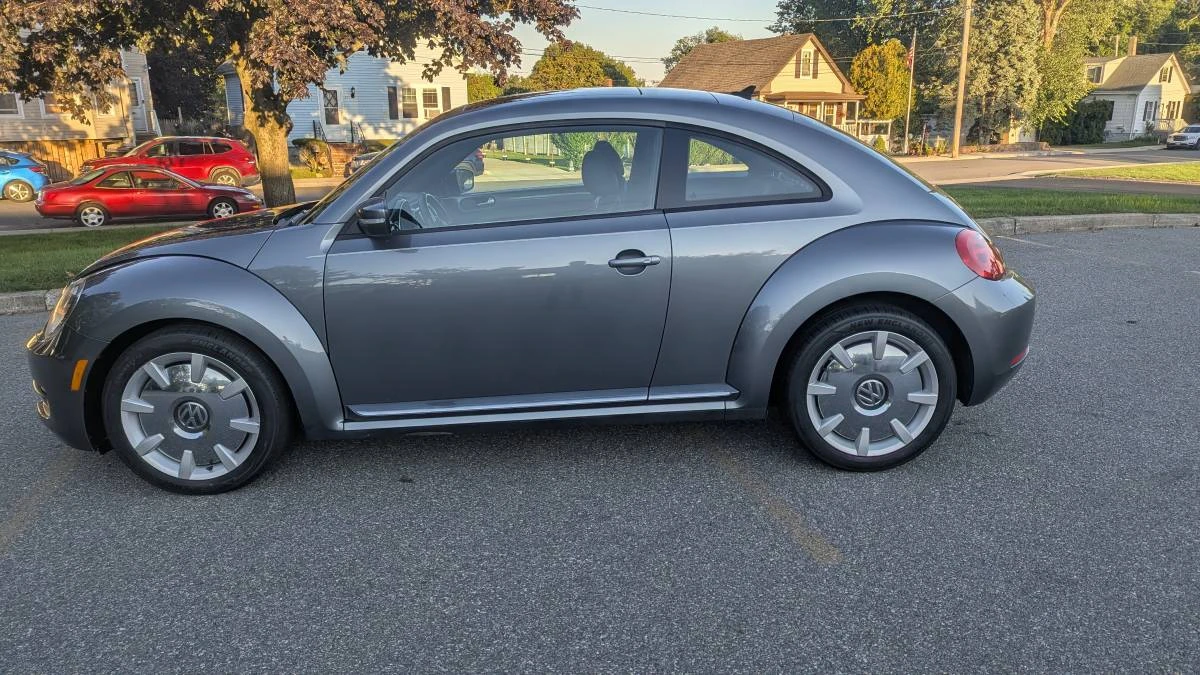 2013 Volkswagen A5 Beetle - Image 3 of 16
