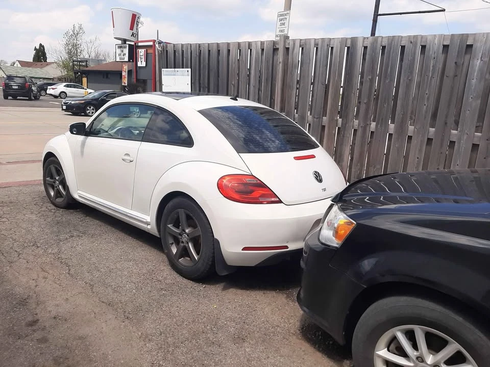2013 Volkswagen A5 Beetle - Image 13 of 20