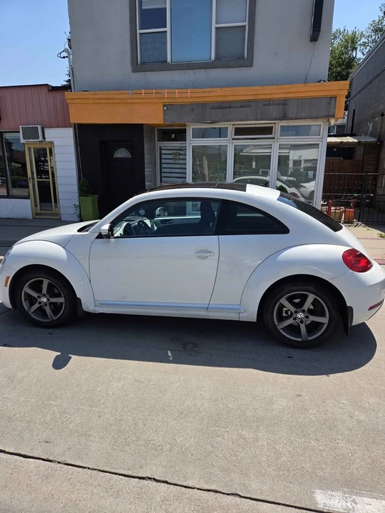 2013 Volkswagen A5 Beetle - Image 7 of 20