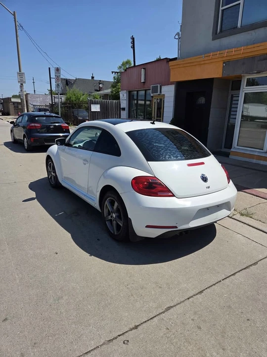 2013 Volkswagen A5 Beetle - Image 5 of 20