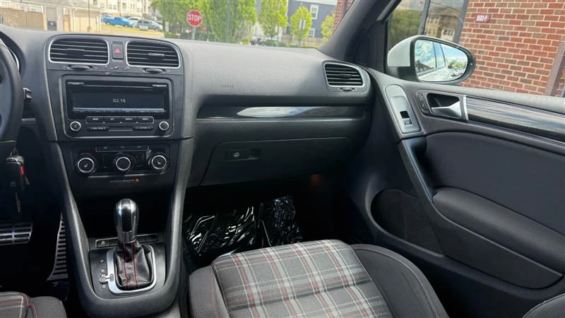 2013 Volkswagen GTI Mk6 - Image 26 of 31
